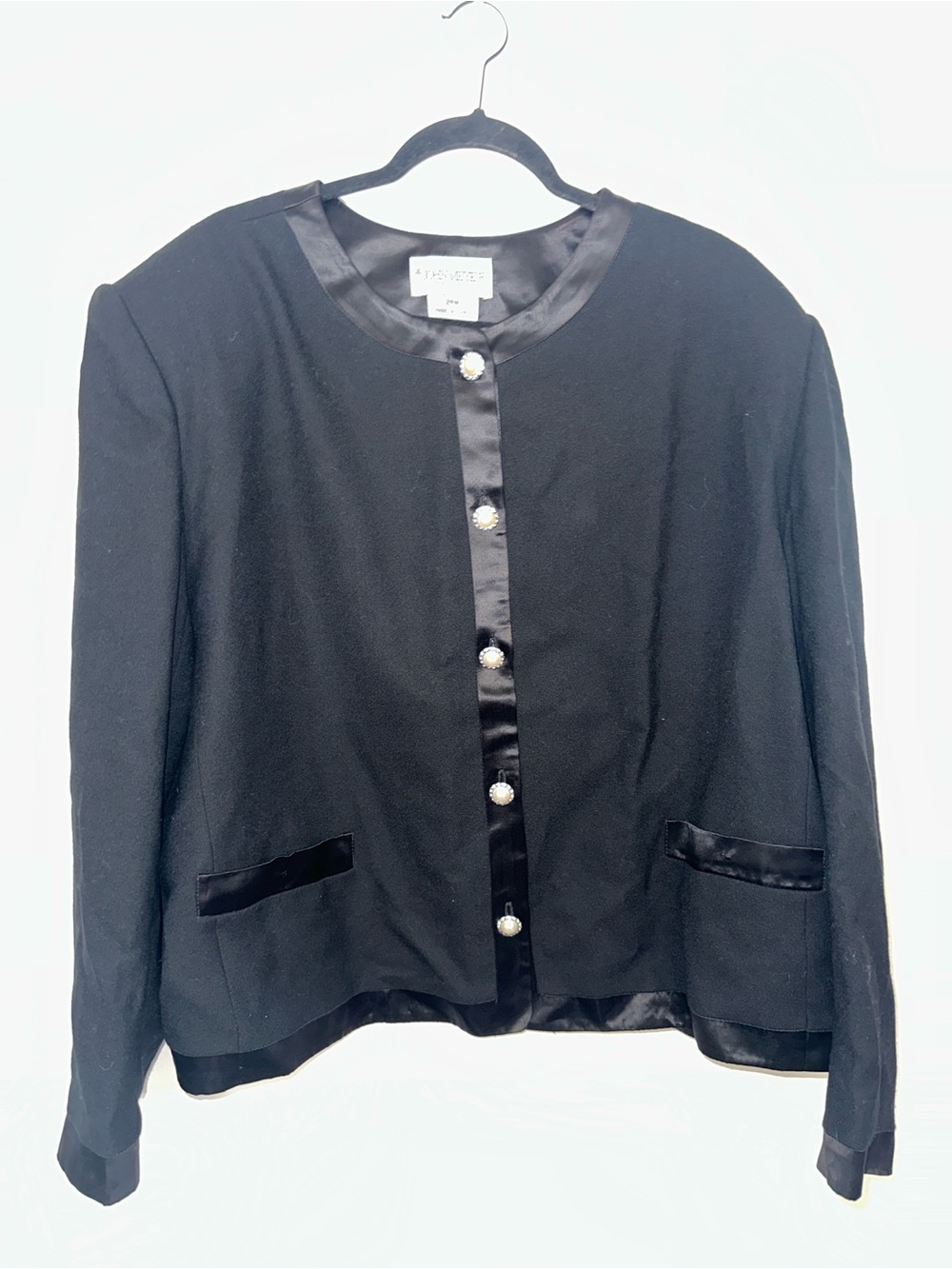 Elegant Black Pearl-Button Jacket
